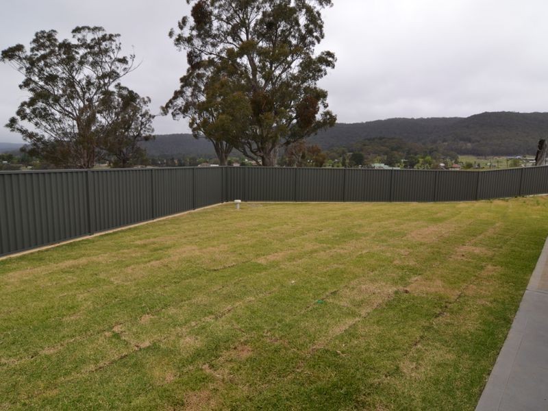 20 Robertson Street, Lithgow NSW 2790