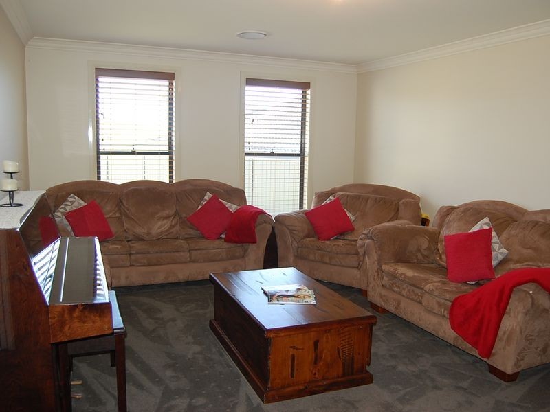 20 Robertson Street, Lithgow NSW 2790