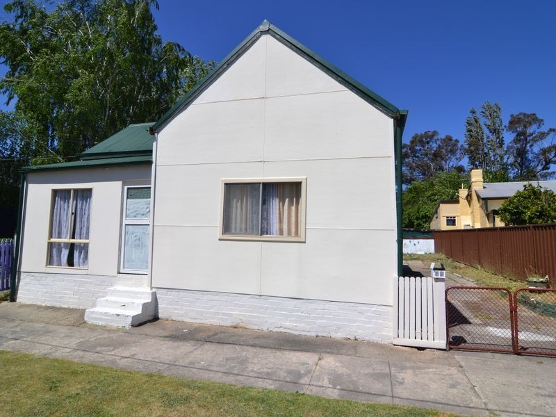 39 Coalbrook Street, Lithgow NSW 2790