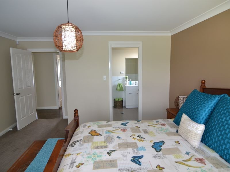 7 Hillcrest Avenue, Lithgow NSW 2790