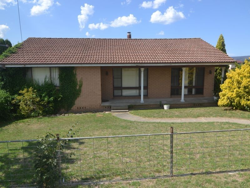 14 Lidsdale Street, Wallerawang NSW 2845