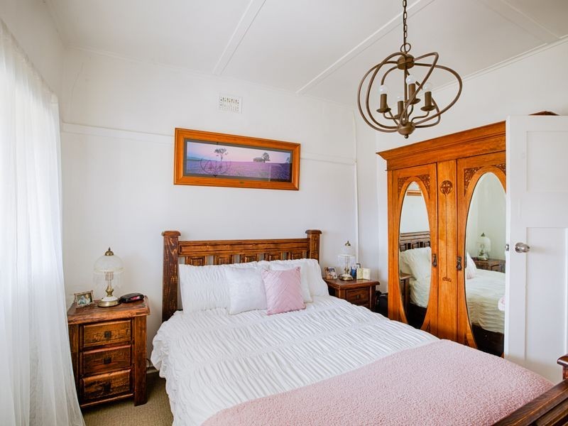 39 James Parade, Wallerawang NSW 2845