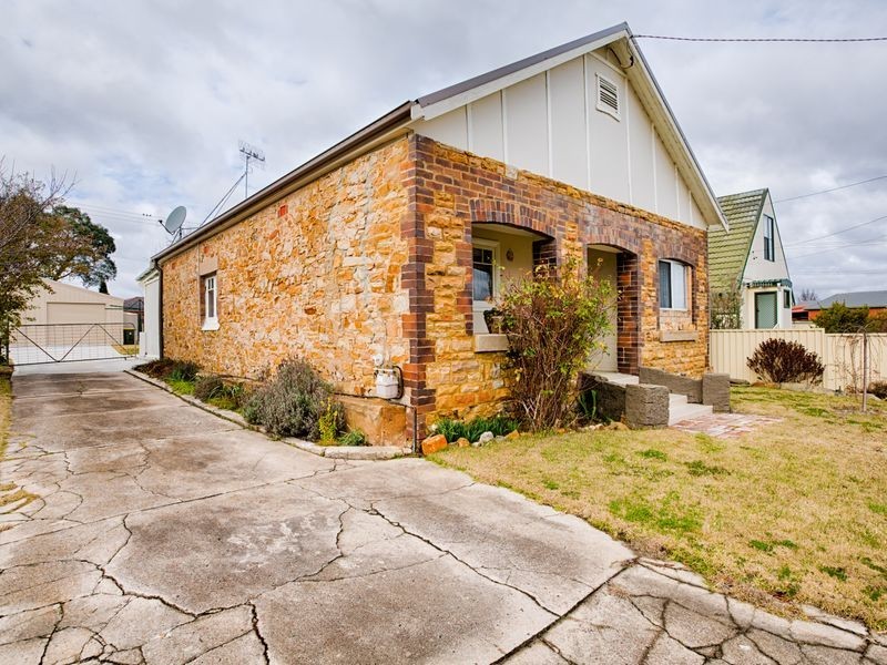 39 James Parade, Wallerawang NSW 2845