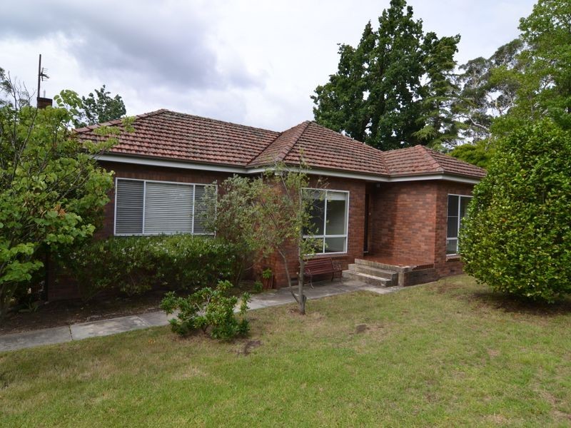 12 Birdwood Street, Lithgow NSW 2790
