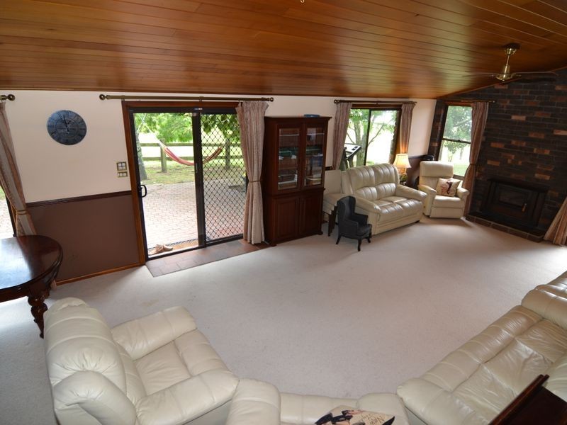 29 Surveyors Way, Lithgow NSW 2790