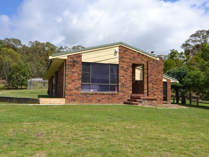 29 Surveyors Way, Lithgow NSW 2790