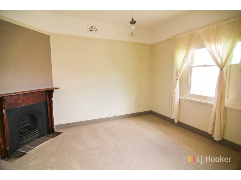 77 Cupro Street, Lithgow NSW 2790