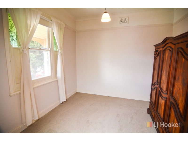 77 Cupro Street, Lithgow NSW 2790