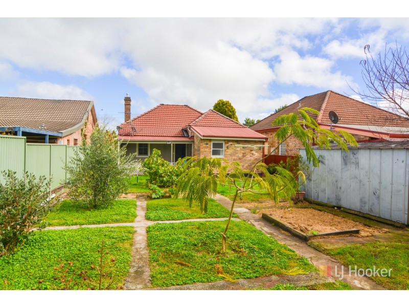 77 Cupro Street, Lithgow NSW 2790