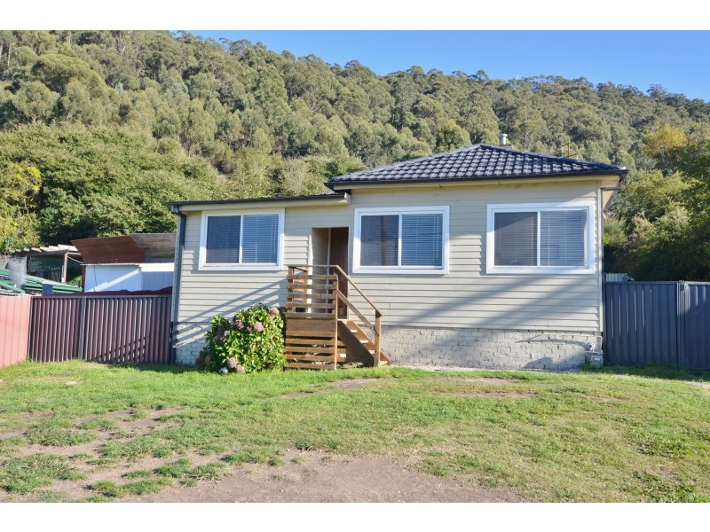 66 Macauley Street, Lithgow NSW 2790