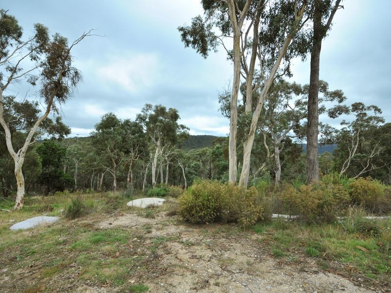 2E Hughes Lane, Marrangaroo NSW 2790