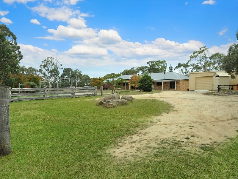 2E Hughes Lane, Marrangaroo NSW 2790