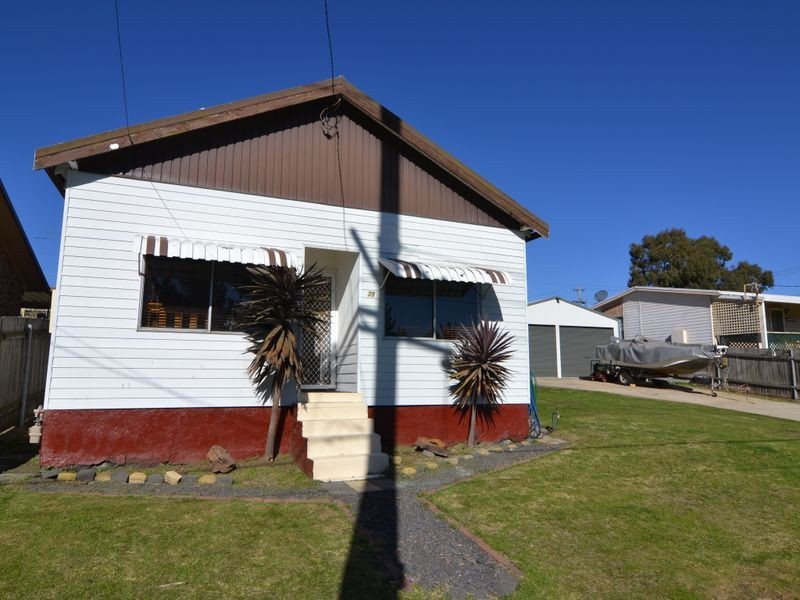 39 Cripps Avenue, Wallerawang NSW 2845