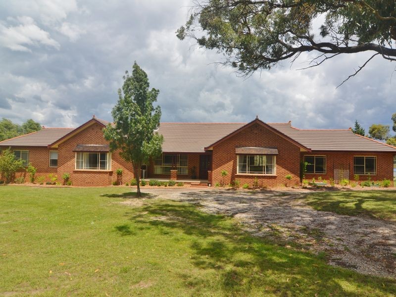 233 Cullen Bullen Road, Portland NSW 2847