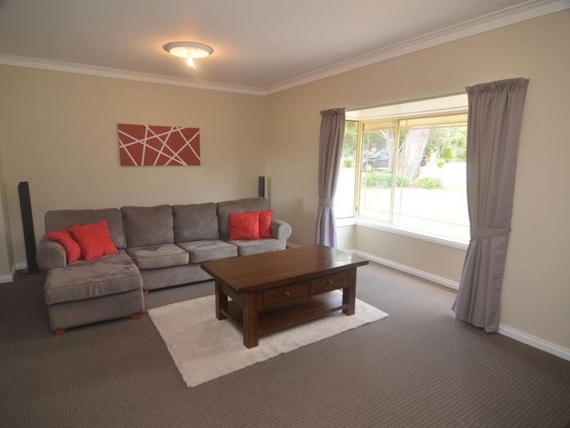 233 Cullen Bullen Road, Portland NSW 2847