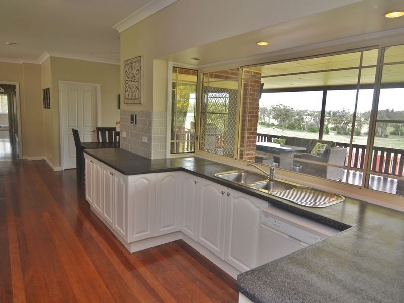 233 Cullen Bullen Road, Portland NSW 2847