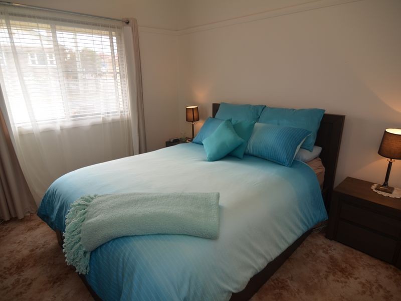 18 Sandford Avenue, Lithgow NSW 2790