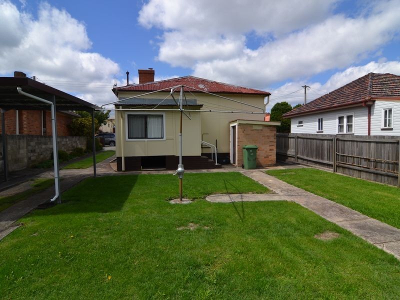 18 Sandford Avenue, Lithgow NSW 2790