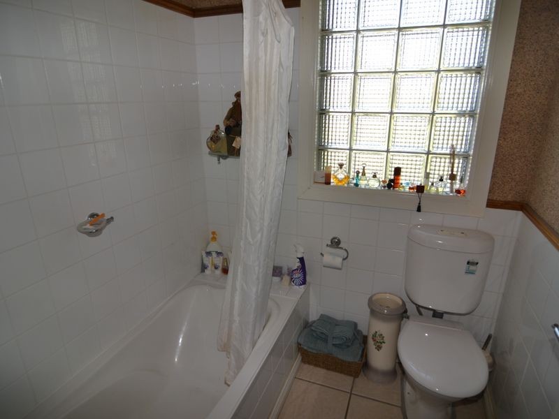 12 Lone Pine Avenue, Lithgow NSW 2790