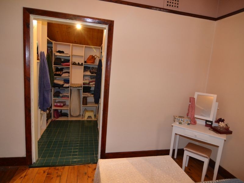 12 Lone Pine Avenue, Lithgow NSW 2790