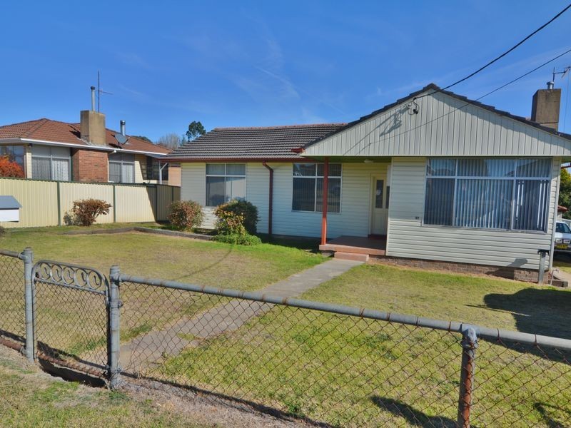 27 Lyon Parade, Wallerawang NSW 2845