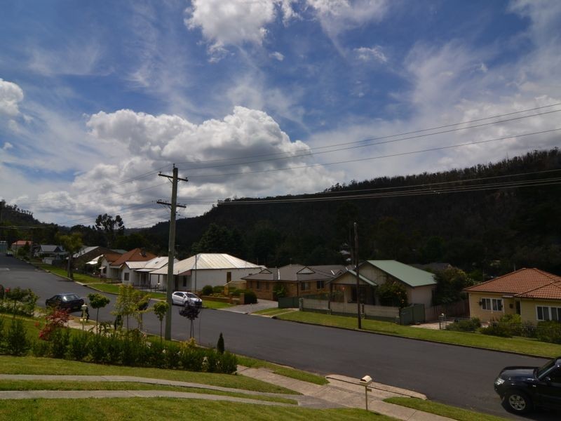 120 Macauley Street, Lithgow NSW 2790