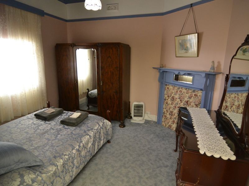 27 Hayley Street, Lithgow NSW 2790