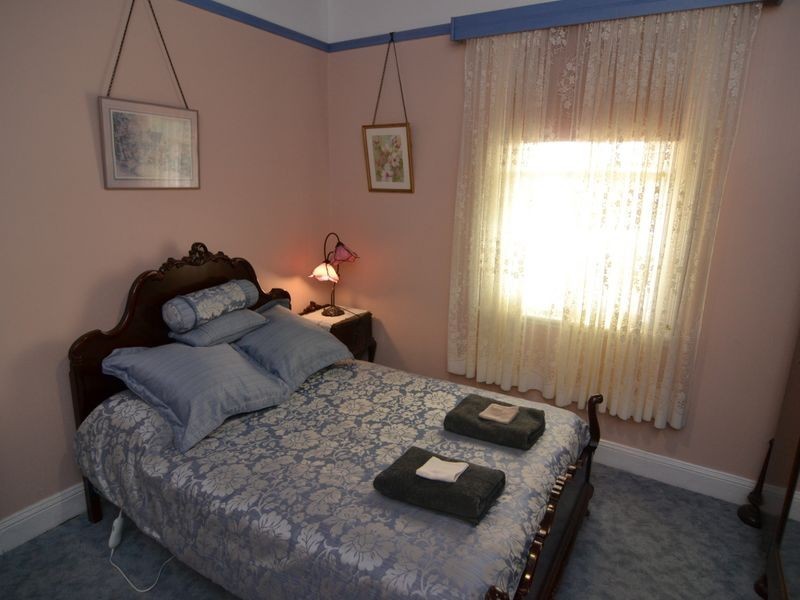 27 Hayley Street, Lithgow NSW 2790