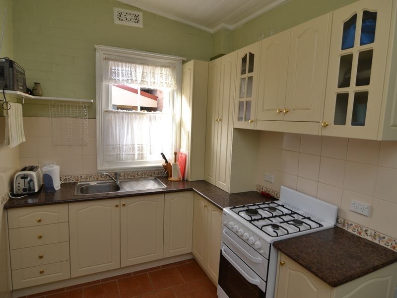 27 Hayley Street, Lithgow NSW 2790