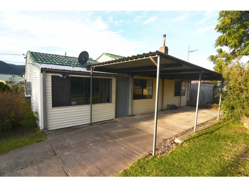 25 Inner Crescent, Lithgow NSW 2790