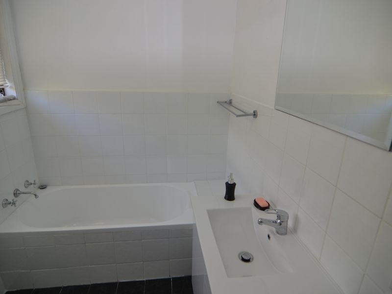 11/57 Mort Street, Lithgow NSW 2790