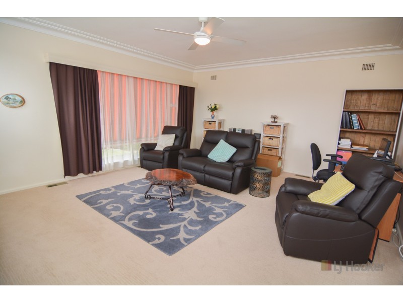 64 Hassans Walls Road, Lithgow NSW 2790