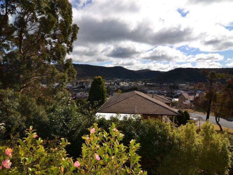 2 High Street, Lithgow NSW 2790