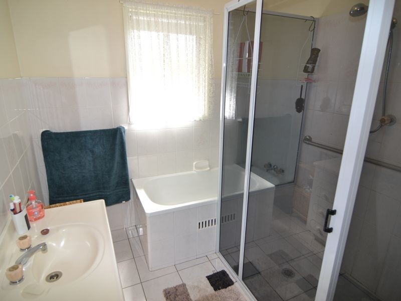 76 Martini Parade, Lithgow NSW 2790