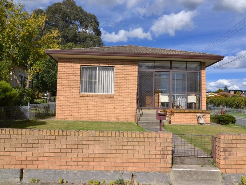 76 Martini Parade, Lithgow NSW 2790