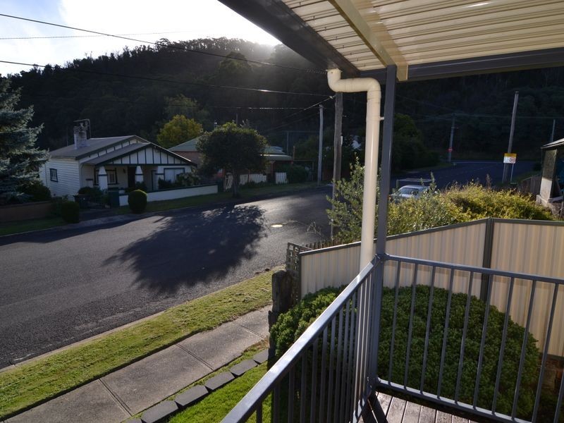 15 Mills Street, Lithgow NSW 2790
