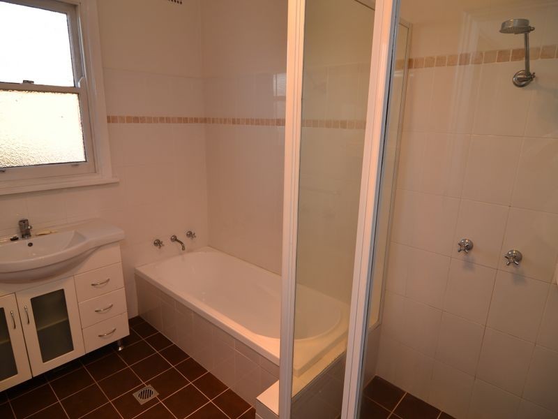 15 Enfield Avenue, Lithgow NSW 2790