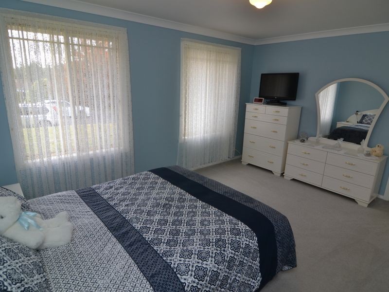 2 Sandalwood Drive, Lithgow NSW 2790