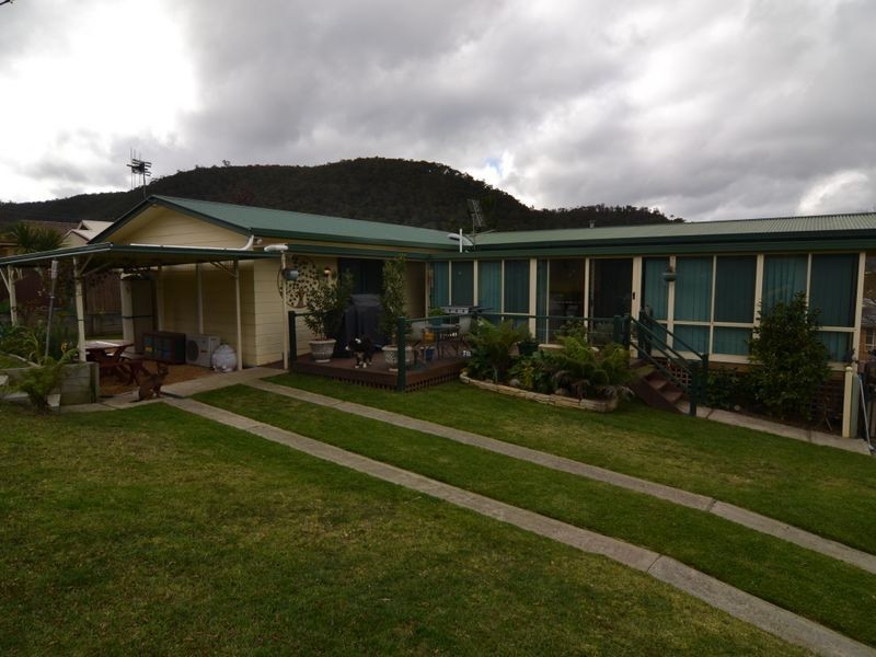 16 Wilton Close, Lithgow NSW 2790