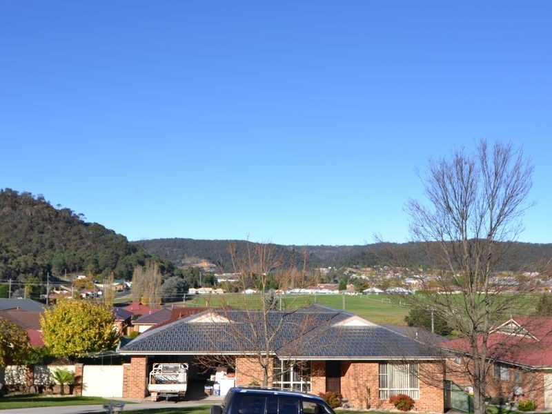16 Wilton Close, Lithgow NSW 2790