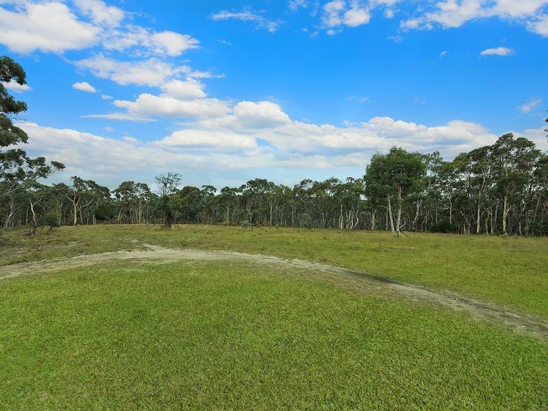 2E Hughes Lane, Marrangaroo NSW 2790