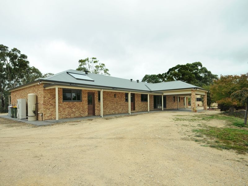 2E Hughes Lane, Marrangaroo NSW 2790