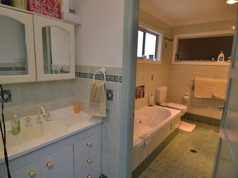 11 Higgins Street, Lithgow NSW 2790