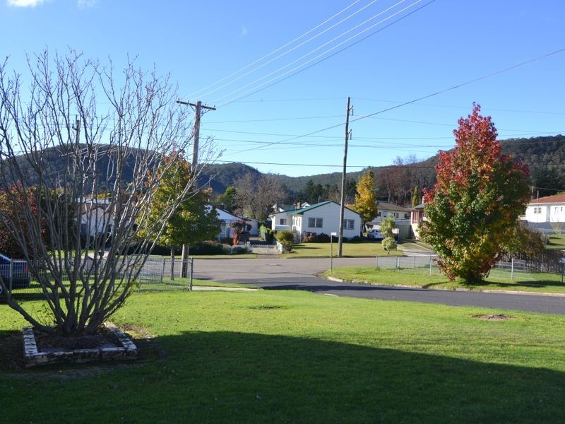 11 Higgins Street, Lithgow NSW 2790