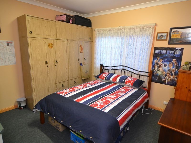 14 Ferro Street, Lithgow NSW 2790