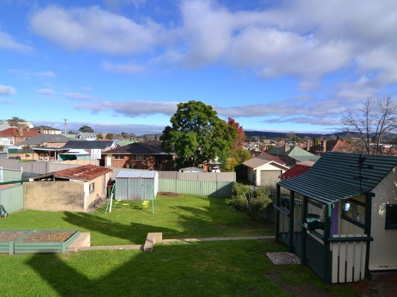 14 Ferro Street, Lithgow NSW 2790
