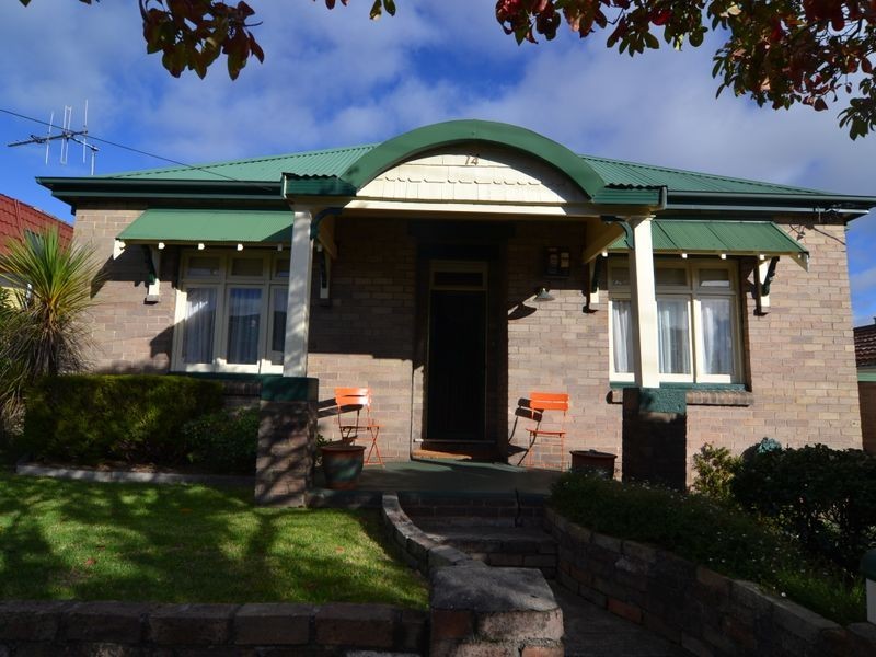 14 Ferro Street, Lithgow NSW 2790