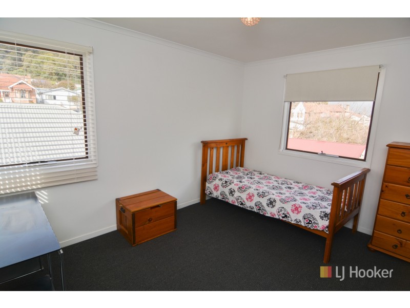 18 Eskbank Street, Lithgow NSW 2790