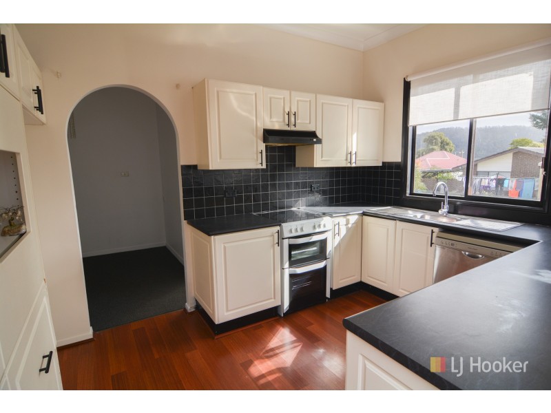 18 Eskbank Street, Lithgow NSW 2790