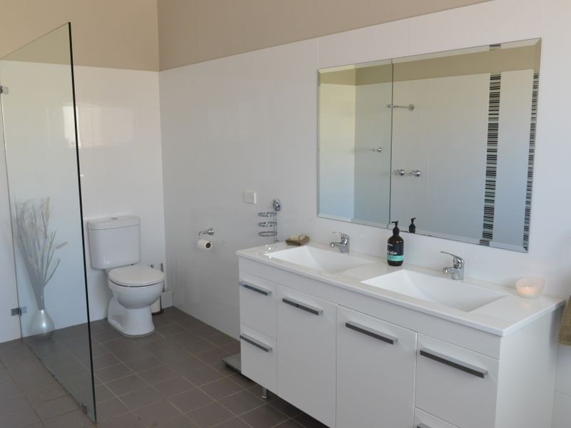 34 Hillcrest Avenue, Lithgow NSW 2790